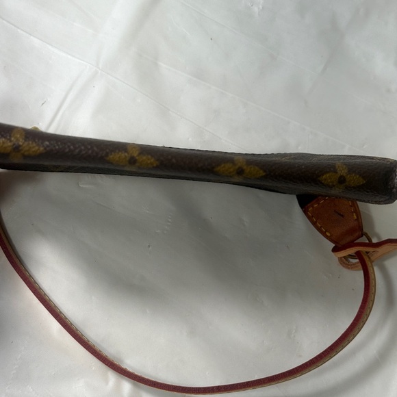 Louis Vuitton LV Bucket  Pouch brown Monogram crossbody - Picture 6 of 17